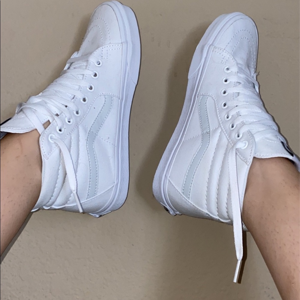 Van off the wall brand new